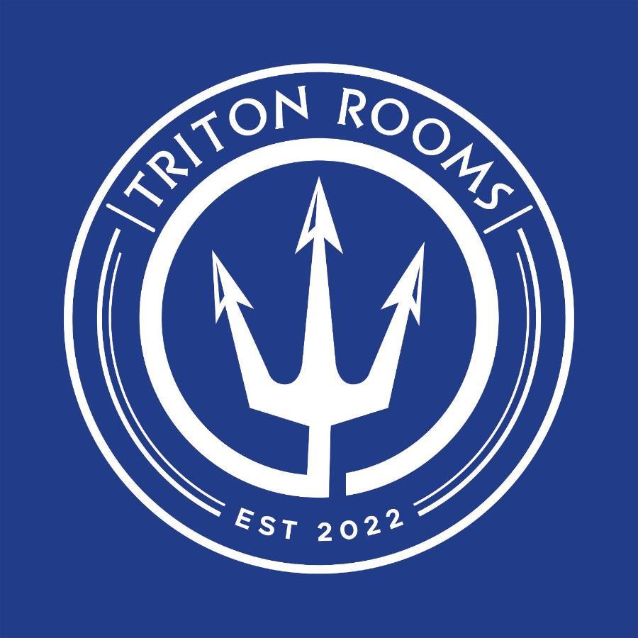 Triton Rooms Calcide Esterno foto